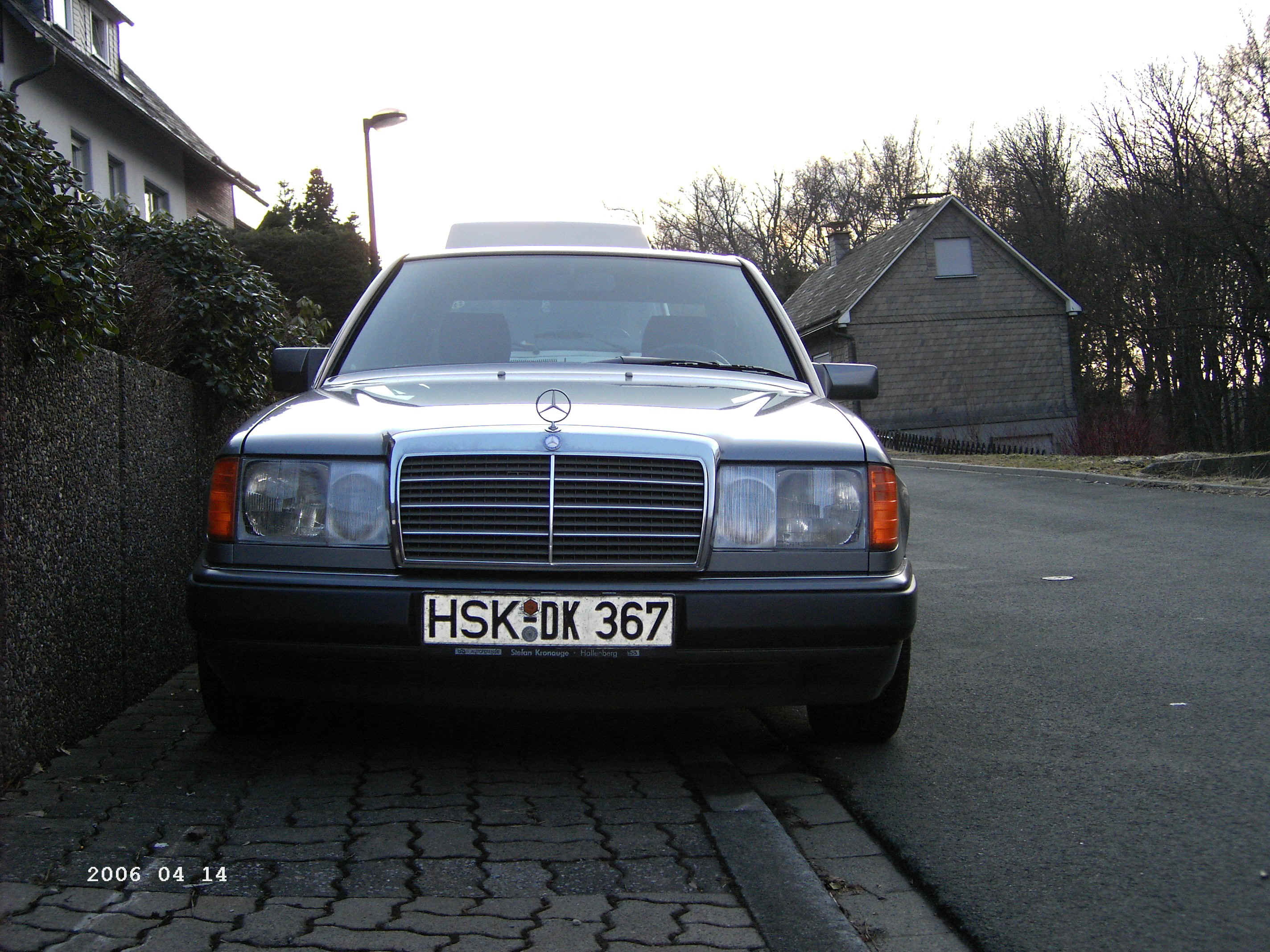 200E.JPG (1385932 Byte)