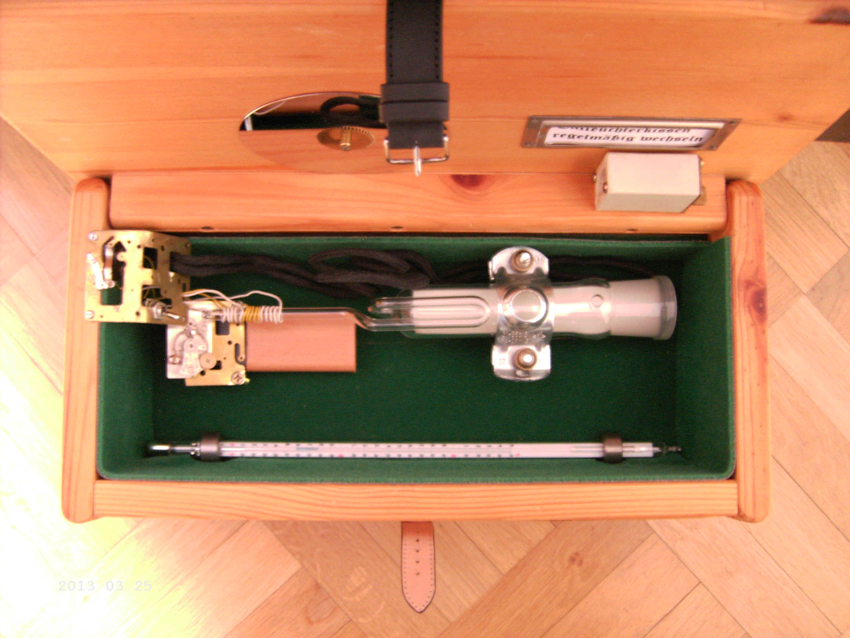 PICT1022.JPG (2361302 Byte)